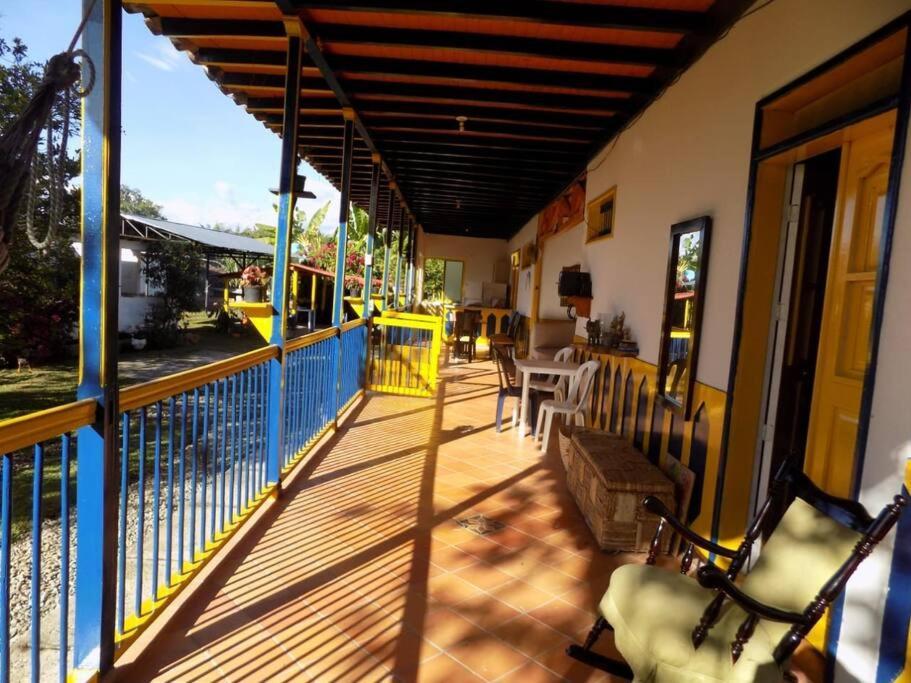 Casa Finca Villa Luz A 800 Mts Del Parque Del Cafe Montenegro Εξωτερικό φωτογραφία