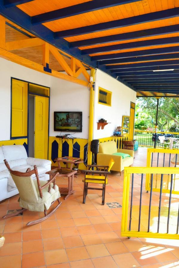 Casa Finca Villa Luz A 800 Mts Del Parque Del Cafe Montenegro Εξωτερικό φωτογραφία